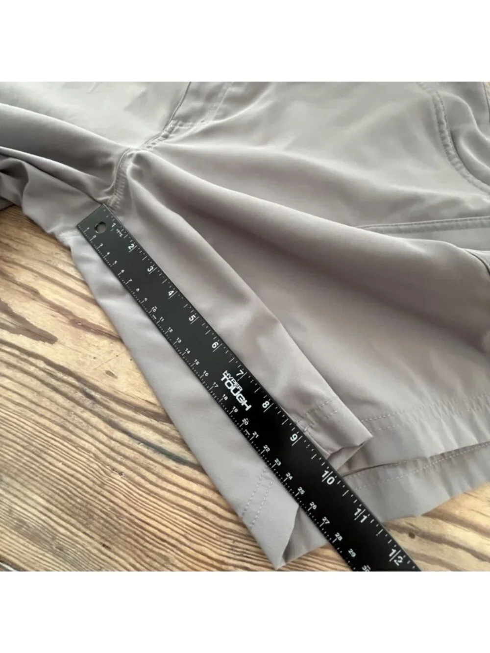 Under Armour Fish Hunter Cargo Shorts Mens 40 Gray Loose Fit Water Repellent